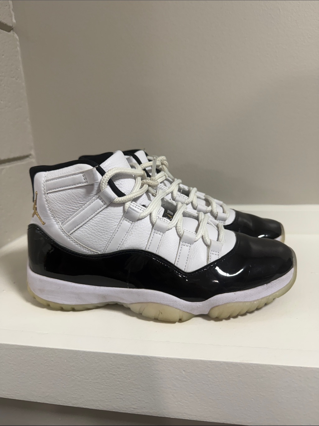 Jordan 11 Men Size 8 Gratitude